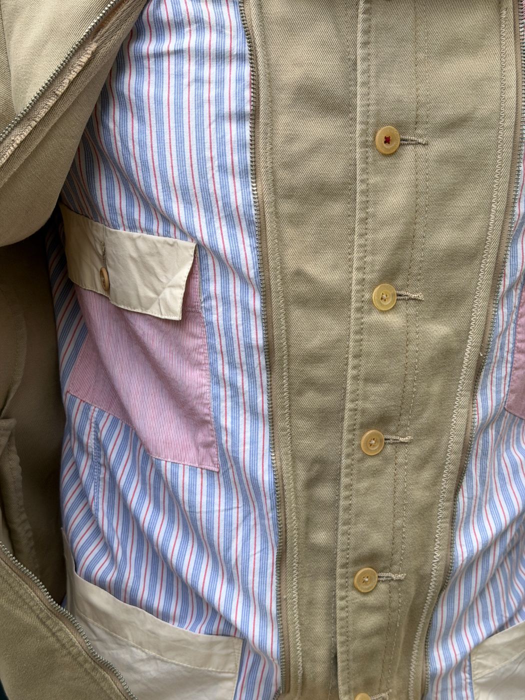 Veste poches cachées
